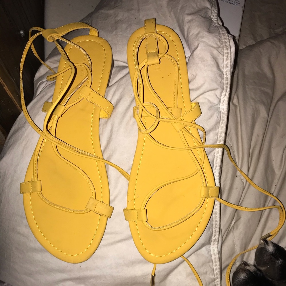 Sandals - Picture 2 of 5